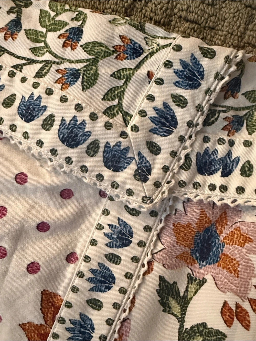 FARM RIO Floral Mini Skirt Size Medium Like New - Picture 3 of 4